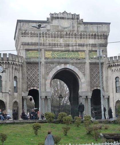 Emeklilere Bir Müjde Daha! Üçüncü Yaş Üniversitesi!